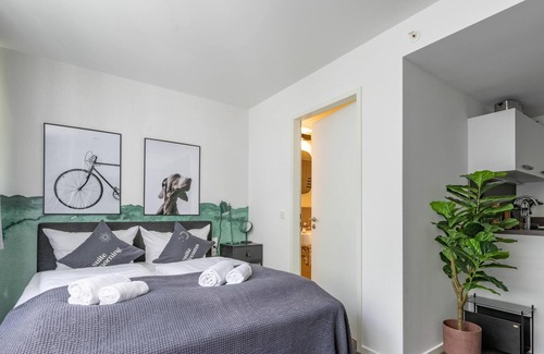 Hasenbergl-Lerchenau Ost Apartment | Munich Olschewskibogen | Suite
