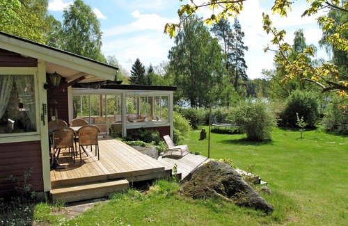 Asarum House | Munkhalla Morgonsolen by Interhome