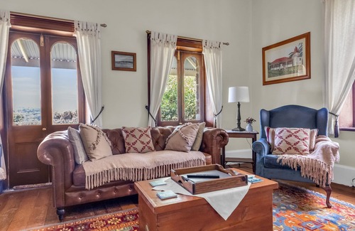 Merimbula Cabin | Munns Tower House- In the Heart of Merimbula