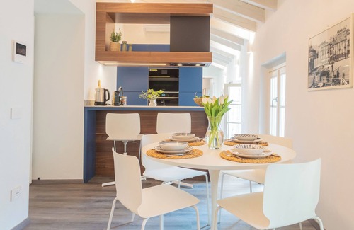 Como City Centre Apartment | Muralto's Nest - Two Bedroom Apartment, Sleeps 4
