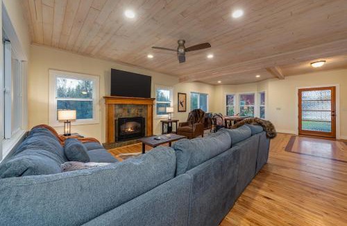Forest Meadows House | Murph Lodge
