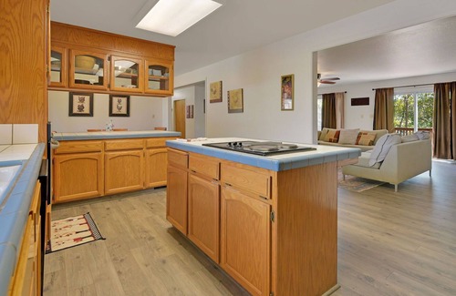 Murphys House | Murphys House On Main