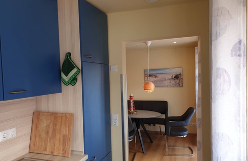Norddeich Apartment | "Muschelperle"-close to the beach-EG-barrier-free-2 DSZ-2 Terras-dogs-question-fenced
