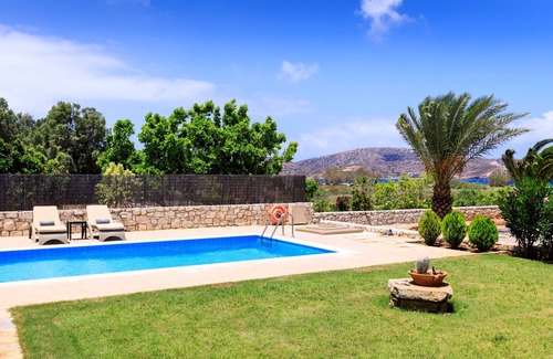 Vigla Villa | Muses Beach Villas - Cleo