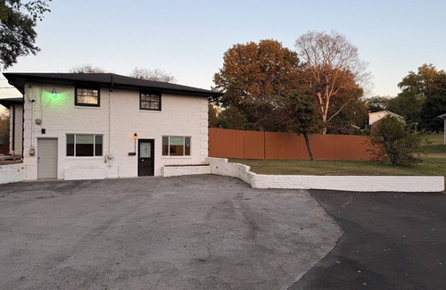 Lincoya Hills House | Music City Cozy Guest Suite! Near EVERYTHING!