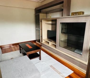 San Julian de Musques Apartment | Muskiz Retreat, playa 5 mins, WIFI gratis