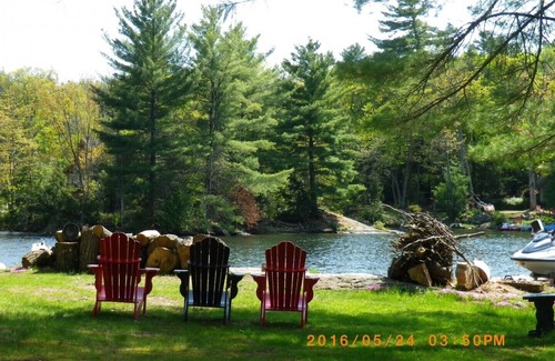 Georgian Bay Cottage | Muskoka, Big Chute - your sunny cottage destination