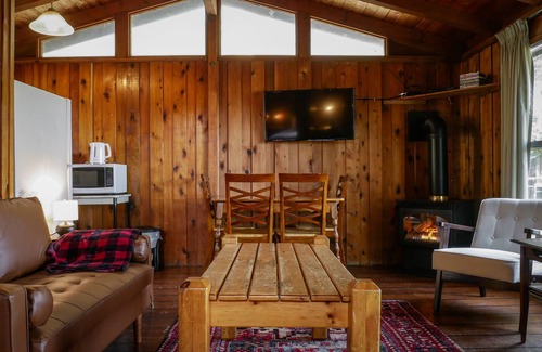Port Severn Cabin | Muskoka Cabin on Little Lake Port Severn