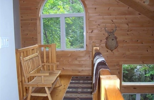 Georgian Bay Cottage | 'Muskoka Rustic Beauty' Located on Beautiful Six Mile Lake!