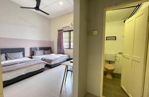 Teluk Intan House | Muslim Homestay Teluk Intan (Hotel Style Room) by Mr Homestay