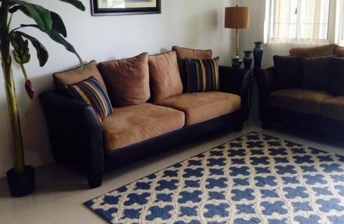 Sinajana Apartment | Must see PRIVATE 2 bedroom/ 1 Ba close to Chamorro village. Washer & dryer/WiFi
