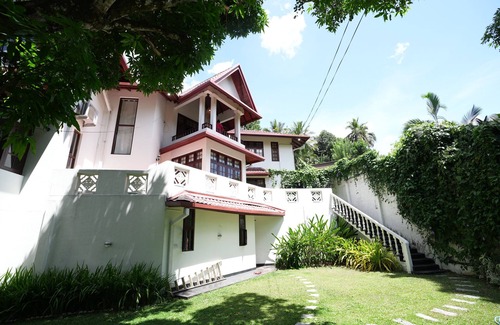 Kandy Villa | Muthu Villa Kandy