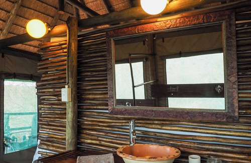 Phalaborwa Cabin | Muweti Bush Lodge