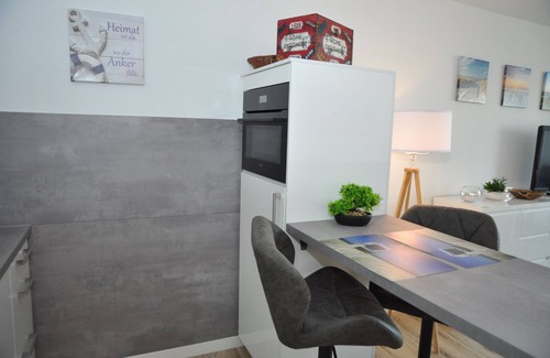 Wendtorf Apartment | MW Leuchtturmblick - new and modern furnishings, perfect for 2 people!