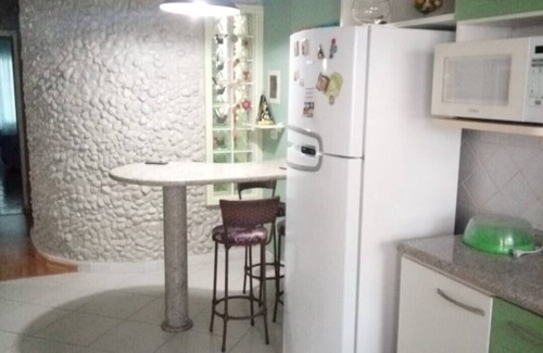 Ingleses Centro House | My address for your family