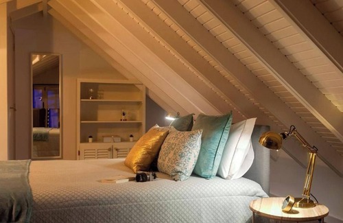 Pico Island Apartment | My Bed in pico