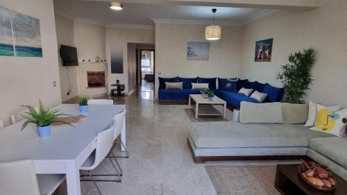 Skhirat Plage Apartment | My Cosy Place Rabat - Skhirat 2min de la plage avec Piscine