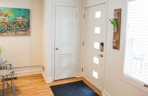 Bismarck Apartment | My Happy Place 1019