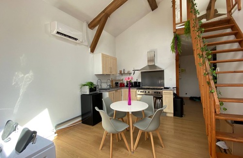 Socourt Condo | My Love Room with private whirlpool & romantic decor by BoookingFuté