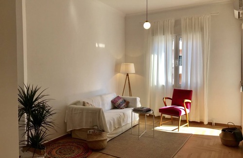 Ilisia Apartment | My Megaro Flat -5 'min from metro Megaro Musikis