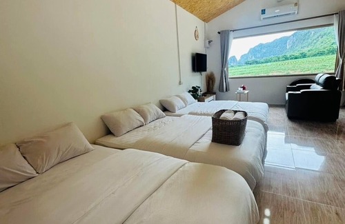 Lan Sak Resort | My Merchain Uthaithani
