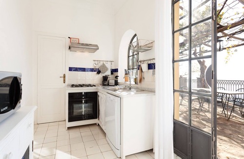 Montepertuso Apartment | My Rental Homes - Casa La Sponda 5 min walk from Positano center with sea view