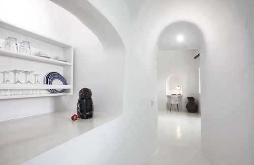 Imerovigli House | My Rental Homes - Maison Sivota with private pool and heated Jacuzzi