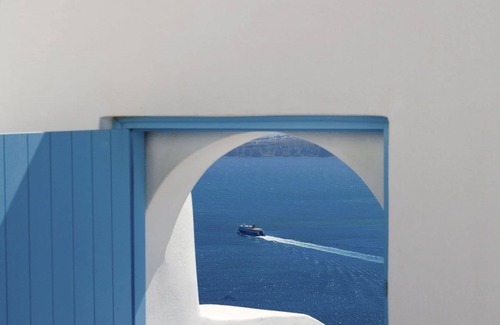 Imerovigli House | My Rental Homes - Maison Sivota with private pool and heated Jacuzzi