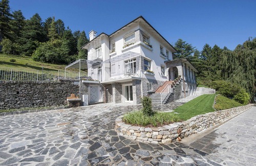 Baveno Villa | My Rental Homes - Villa Alina with private pool and an amazing lake view