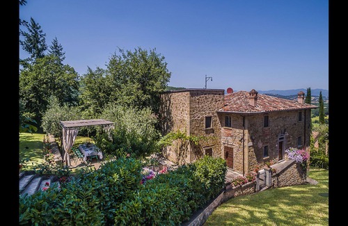 Ripoli Villa | My Rental Homes - Villa Panorama with private pool and amazing views. 5 bedrooms