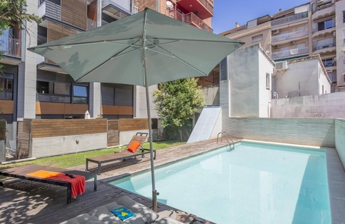El Putget i Farro Apartment | My Space Barcelona 2 duplex for 16 people with terrace/pool in the center