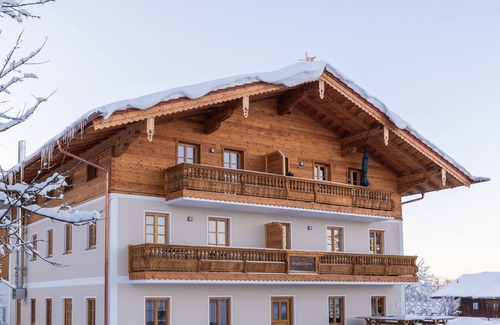 Bernau am Chiemsee Apartment | MY STAY: Relaxation between Chiemsee beach & Kampenwand, lots of space with 74sqm