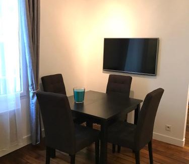 Quartier de Rochechouart Apartment | My Trip in Paris - Turgot