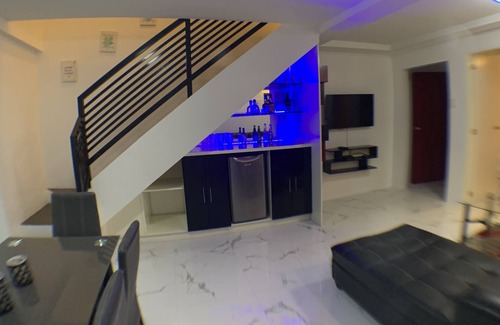 Angeles City House | My unit is a Modern American Style Townhouse with 5 bedroom.Near at the Resort