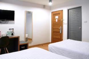 Chom Phon Hotel | MyBed Ratchada