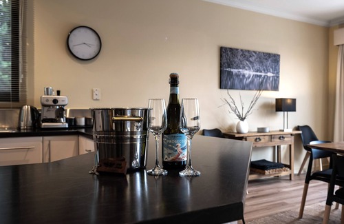 Tawonga South House | Myee House at Myee Retreat