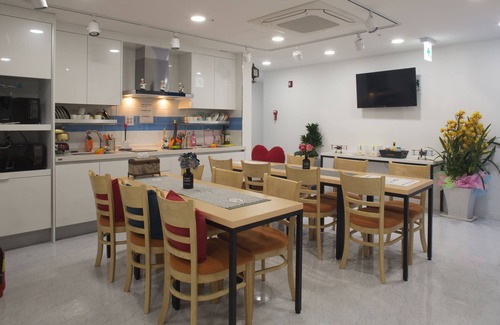 Myeongdong House | Myeongdong Sunshine Guesthouse