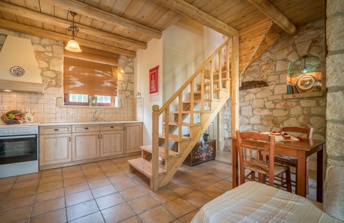 Vasilikos House | Myrties stone houses
