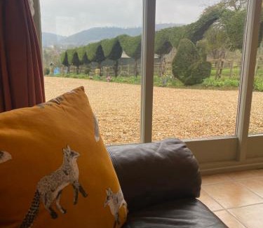 Castlemorton Apartment | Myrtleberry Studio BnB