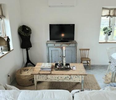 Sjorup House | Mysigt hus i liten by nära havet