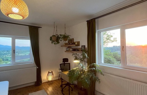 Varfurile House | Mystic Twistic – A Hidden Countryside Gem Surrounded by Hills & Orchards