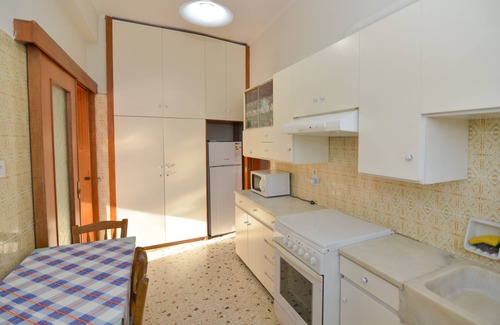 Lesvos Apartment | Mytilini central apt 5 min walk from port, shops