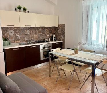 Oliveri House | Nàuloco