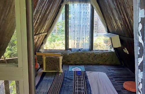 Luong Son Apartment | Nả Yên Retreat Lương Sơn Hòa Bình - Bungalow view suối