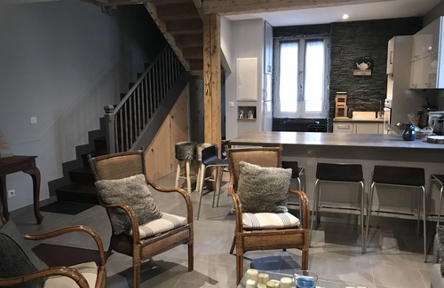 Cauterets House | N 9 of ChaletMaison Cozy 4 *, ds village, design, 4 ch, 8A + 2E, hammam, parking, terr