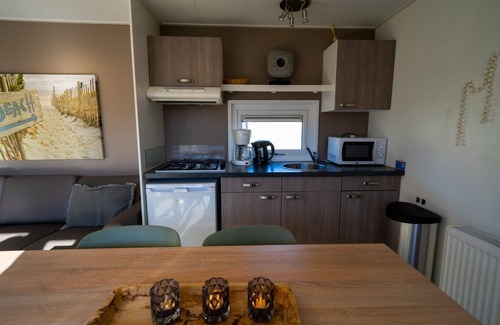 Municipality of Hellevoetsluis Ski Chalet | n/a