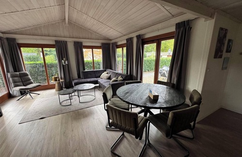 Susteren House | n/a