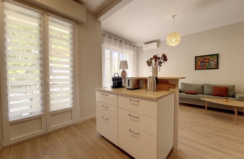 Les Baumettes Apartment | N&J - PALAIS VEGA - Balcony - Central