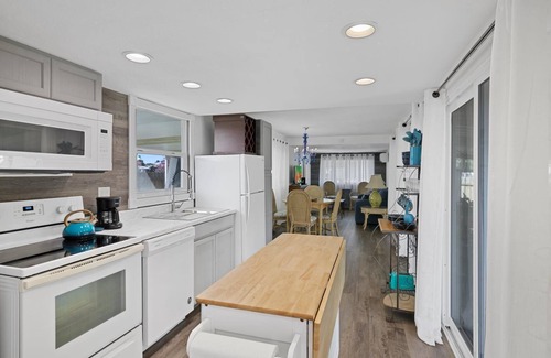 Buena Vista House | n NO SHARING !This Casita is totally Private. . Yard and Screened Lanai n