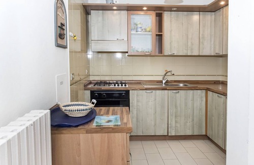 Villaggio Taunus Apartment | N240 - Numana, delightful four-room tavern with garden and pool